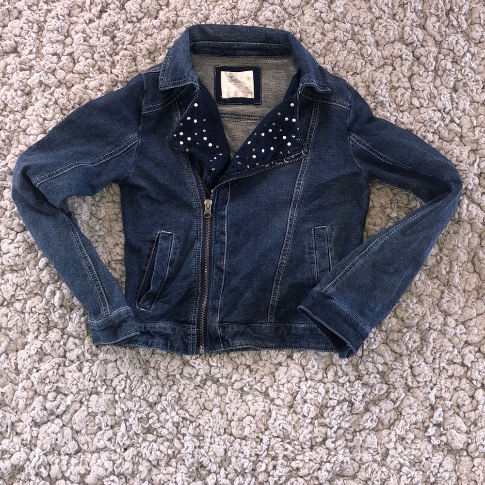 Justice Jean jacket size 10 😎